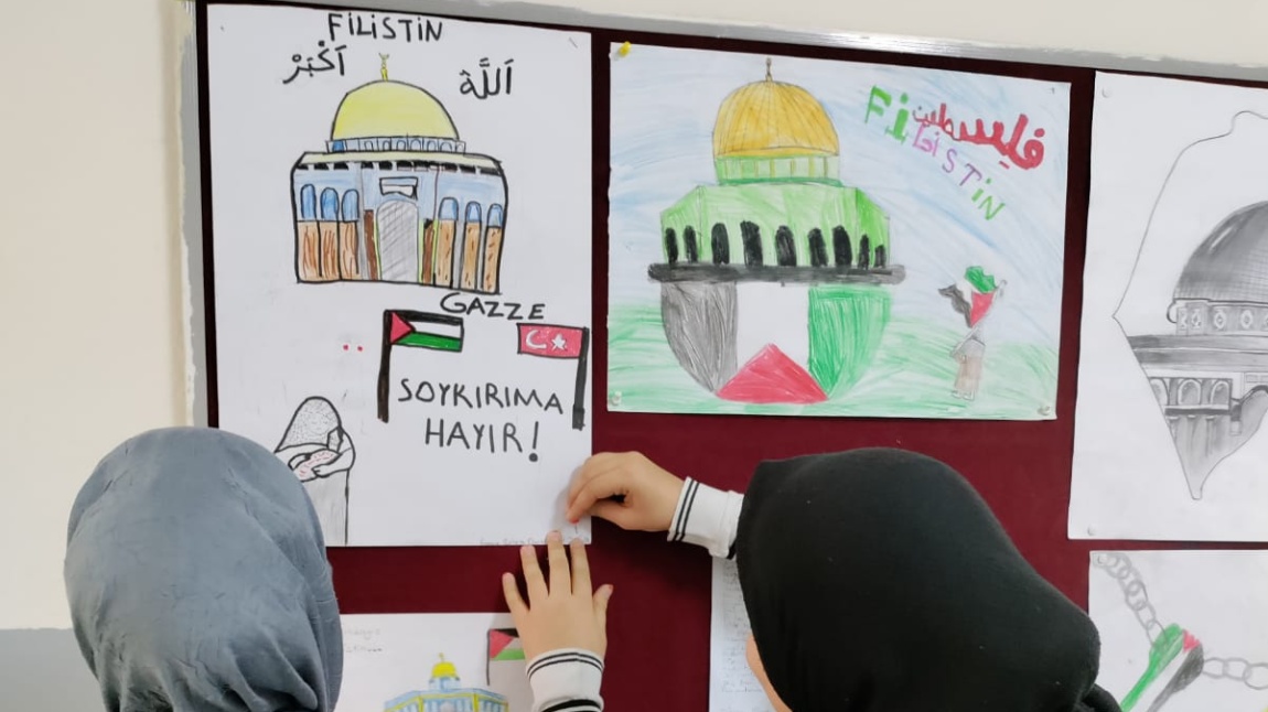 İmam Hatip Öğrencileri Filistin'li Kardeşlerini Daha Yakından Tanıyor